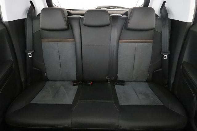 Peugeot 208 image 1