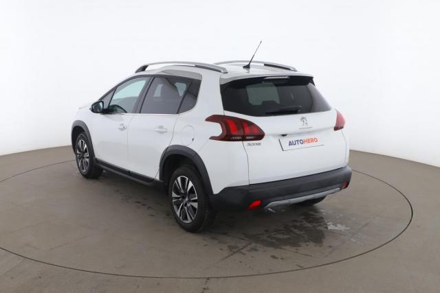 Peugeot 2008 image 2