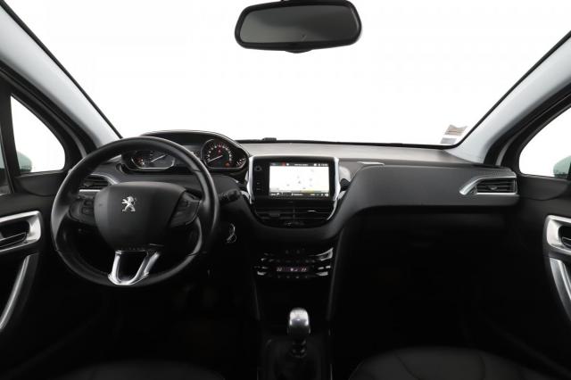 Peugeot 2008 image 1
