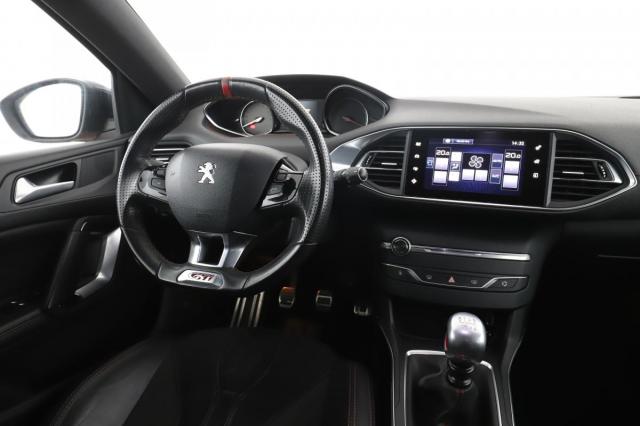 Peugeot 308 image 5