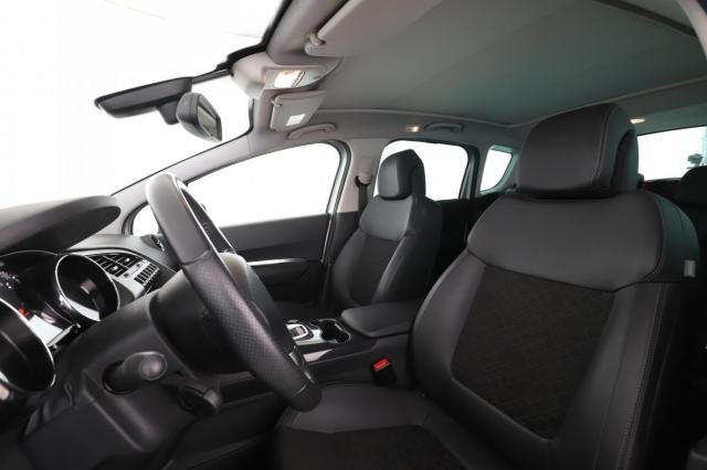 Peugeot 3008 image 1