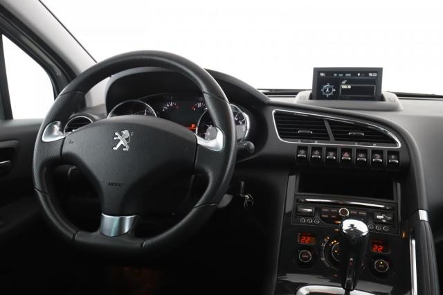 Peugeot 3008 image 2