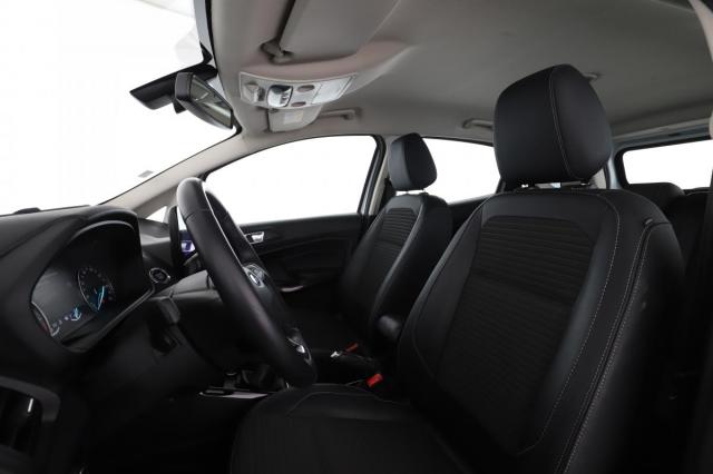 Ford Ecosport image 6