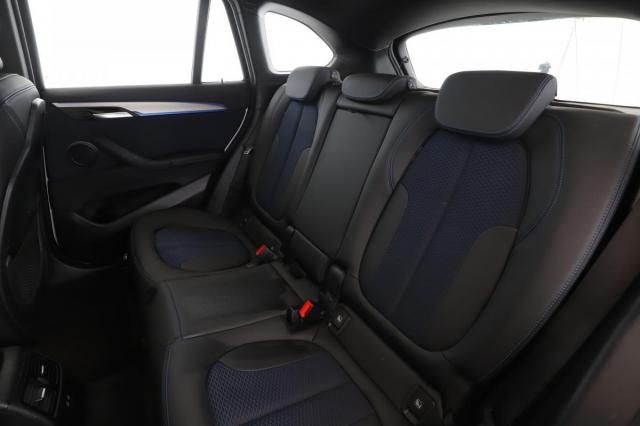 Bmw X1 image 9