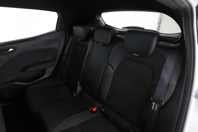 Renault Clio image 9