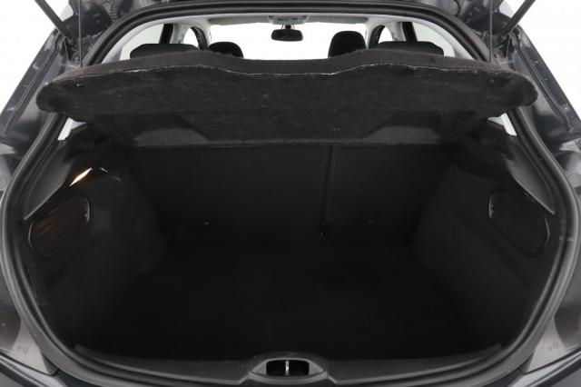 Peugeot 208 image 1