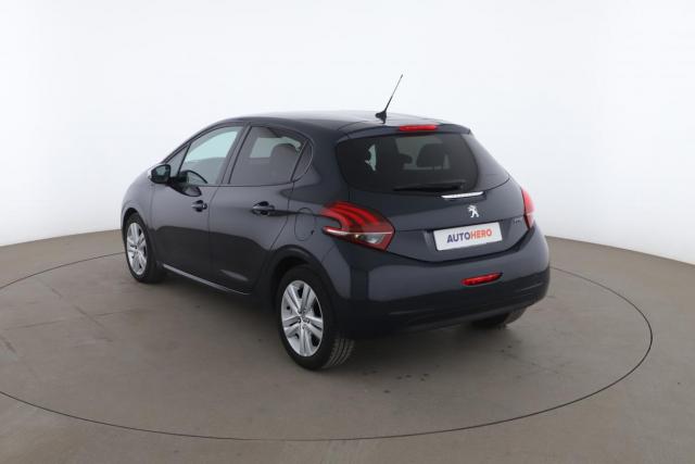 Peugeot 208 image 4
