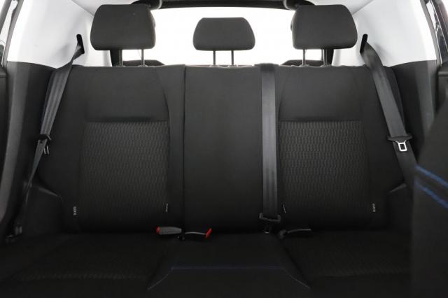 Peugeot 208 image 8