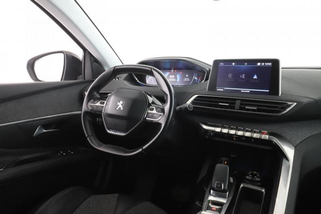 Peugeot 3008 image 2