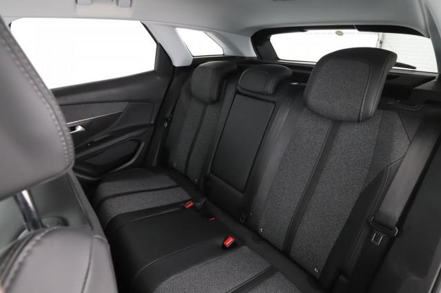 Peugeot 3008 image 8