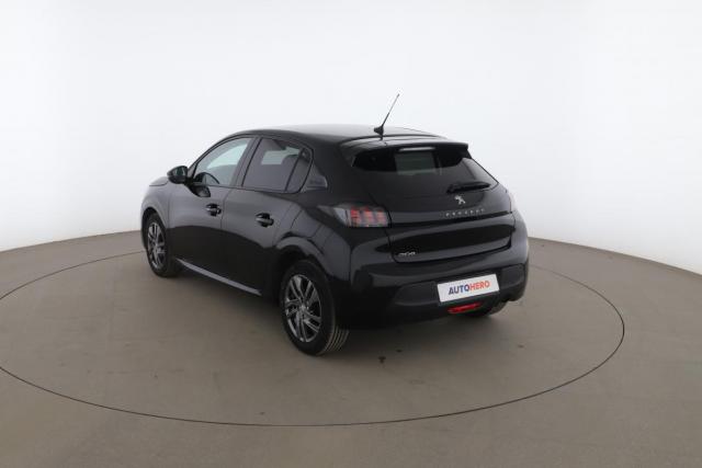 Peugeot 208 image 3