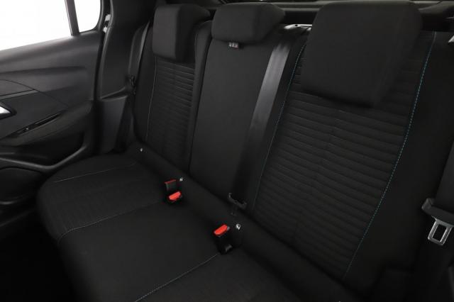 Peugeot 208 image 2