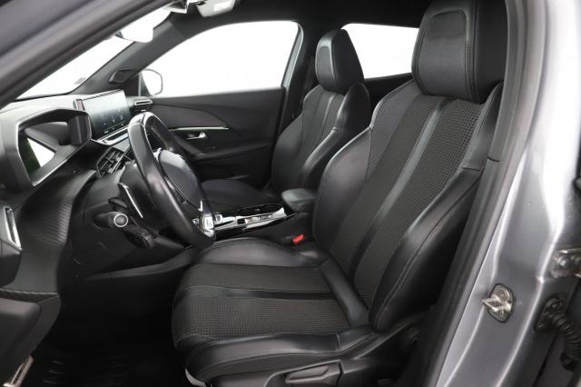 Peugeot 2008 image 6