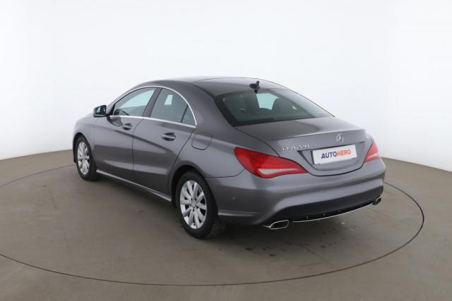 Mercedes Benz Cla image 7