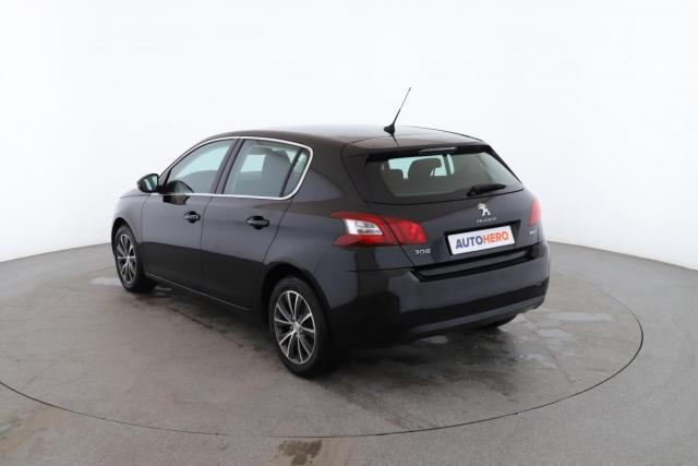 Peugeot 308 image 2