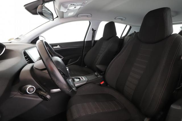 Peugeot 308 image 1