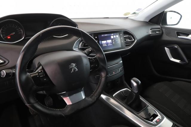 Peugeot 308 image 5