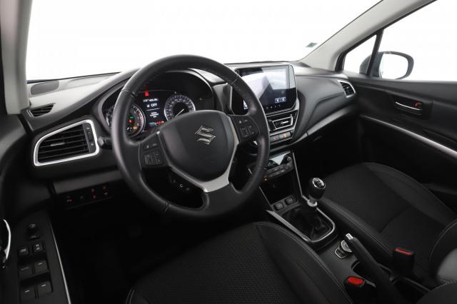 Suzuki S-Cross image 6