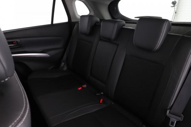 Suzuki S-Cross image 7