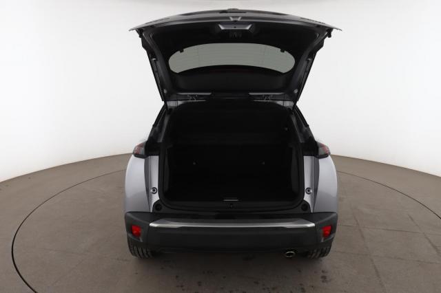 Peugeot 2008 image 6