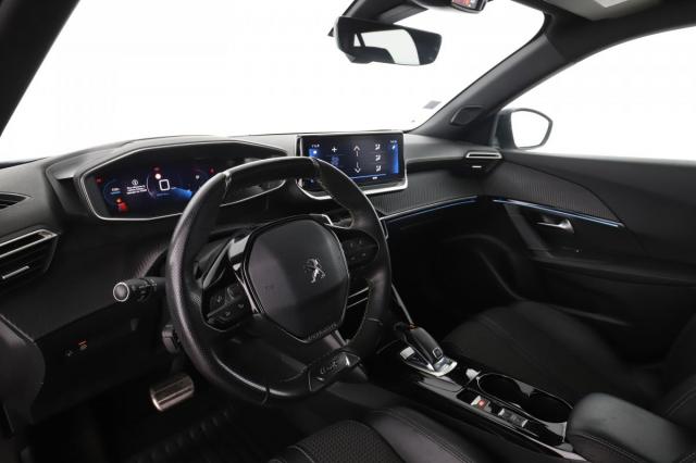 Peugeot 2008 image 1