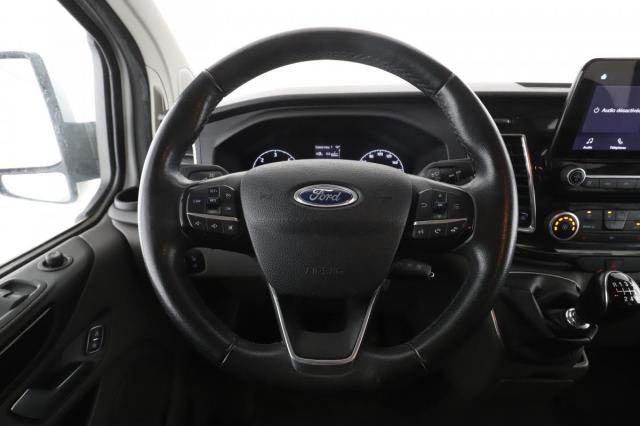 Ford Transit Custom image 9