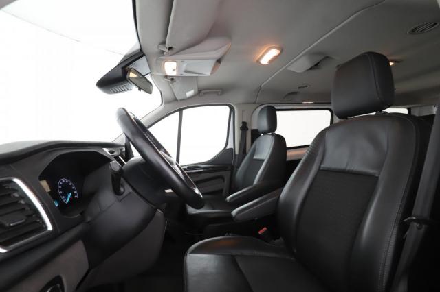 Ford Transit Custom image 8