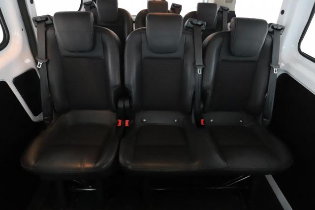 Ford Transit Custom image 3