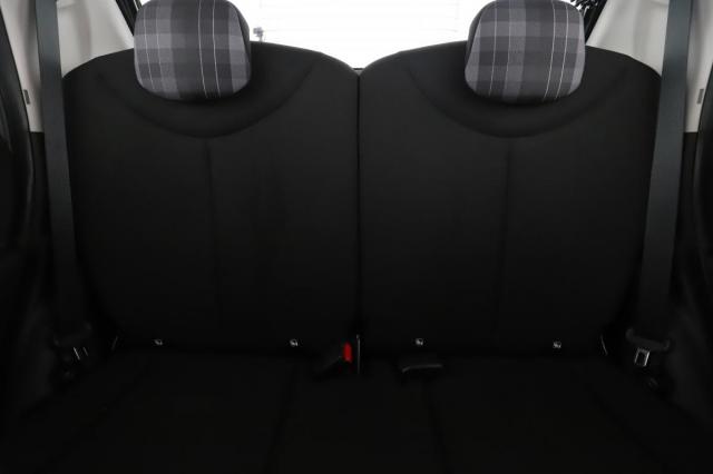 Peugeot 108 image 9