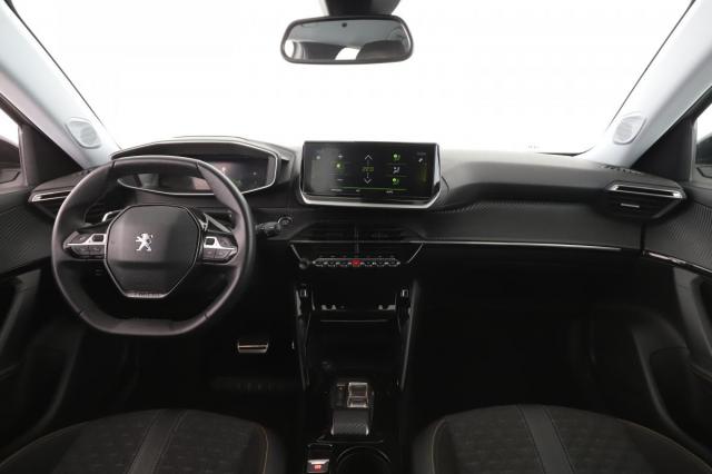 Peugeot 2008 image 3
