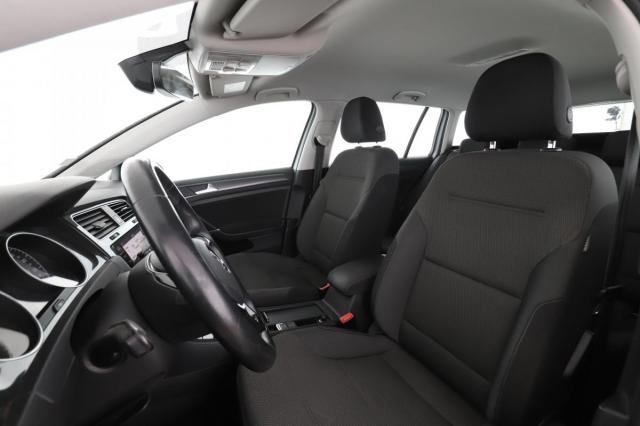 Volkswagen Golf Sw image 5