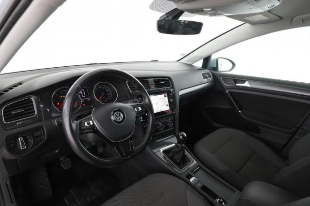 Volkswagen Golf Sw image 2