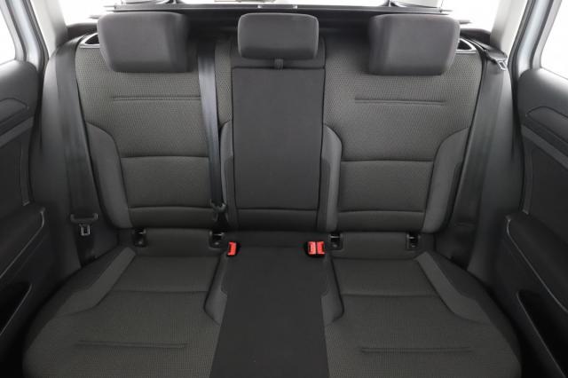 Volkswagen Golf Sw image 4