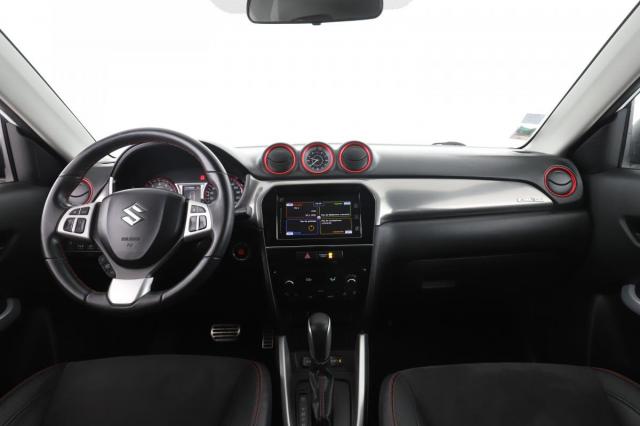 Suzuki Vitara image 9