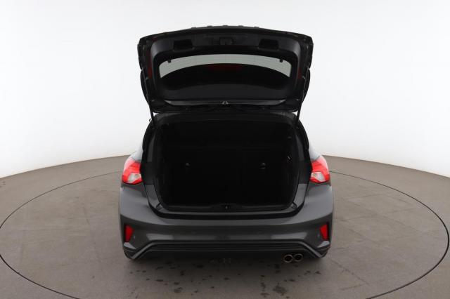 Ford Focus image 2