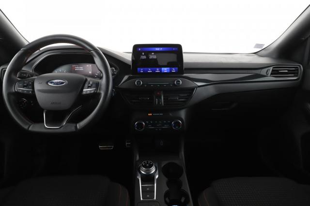 Ford Focus image 8
