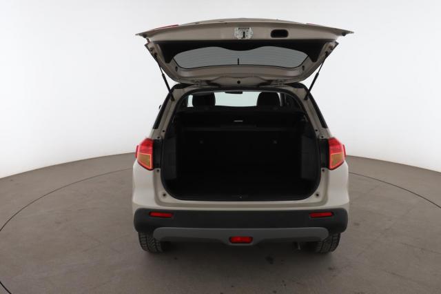 Suzuki Vitara image 4