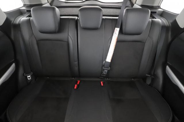 Suzuki Vitara image 6