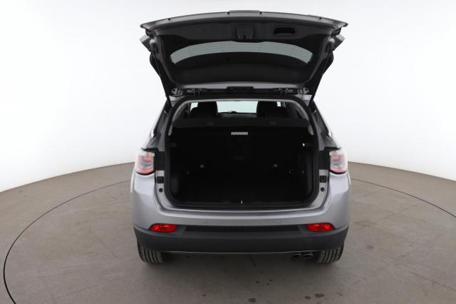 Jeep Compass image 6