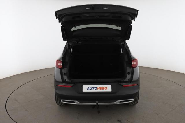 Opel Grandland X image 2
