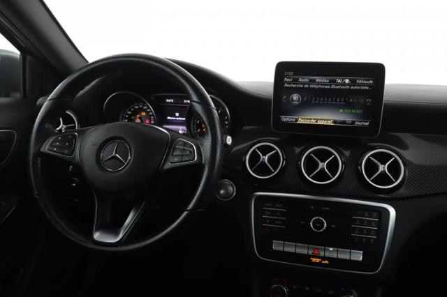 Mercedes Benz Gla image 1
