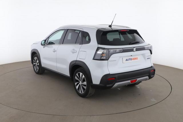Suzuki S-Cross image 1