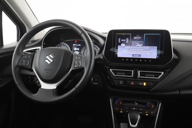 Suzuki S-Cross image 3
