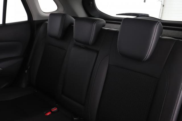 Suzuki S-Cross image 2