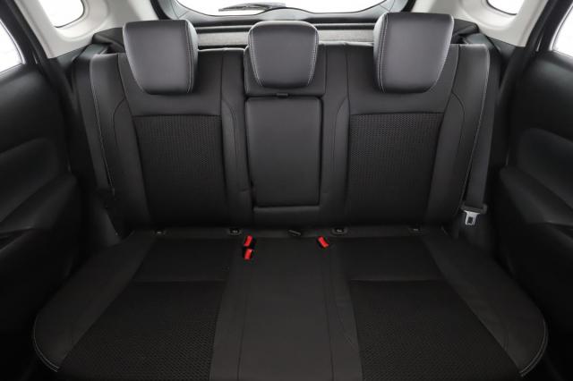 Suzuki S-Cross image 8