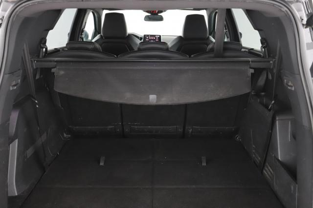 Peugeot 5008 image 8