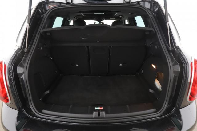 Mini Countryman image 2