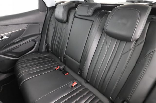 Peugeot 3008 image 9