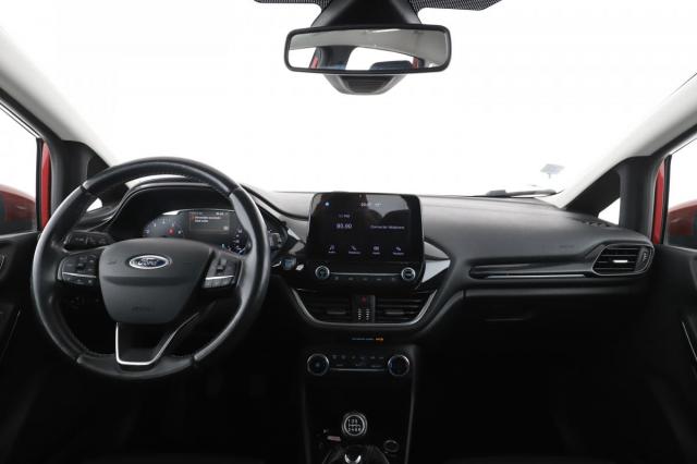 Ford Fiesta image 8