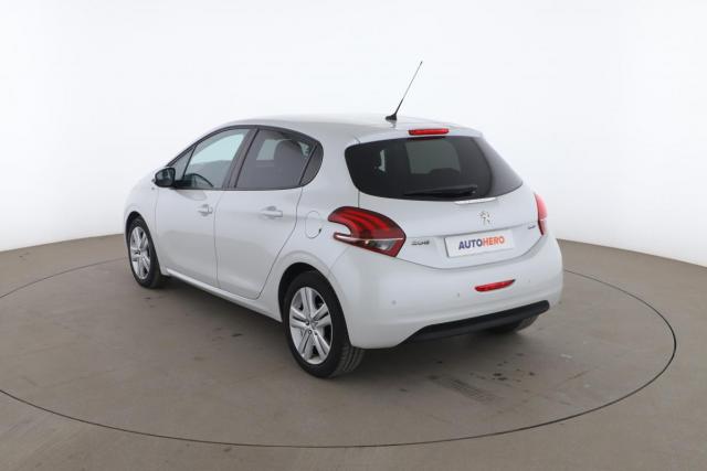 Peugeot 208 image 3